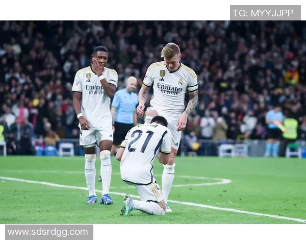 足总杯激战皇马与拜仁握手言和帽子戏法引发转会热议