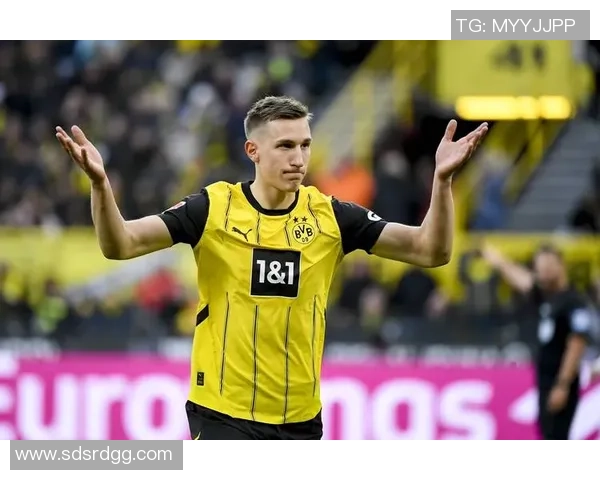 友谊赛精彩回顾里昂大胜多特蒙德补时进球点燃全场激情