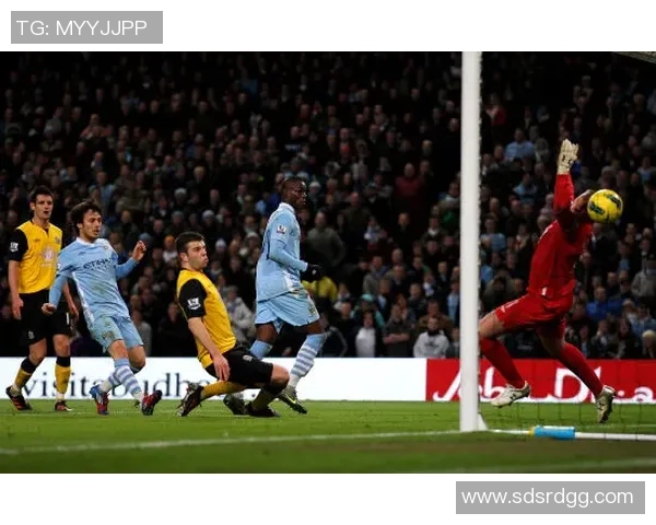 友谊赛精彩对决马竞与曼城战成平局乌龙球成比赛焦点