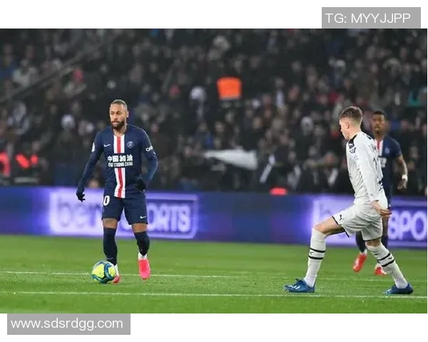 巴黎圣日耳曼小胜曼城友谊赛战术解析与精彩瞬间回顾