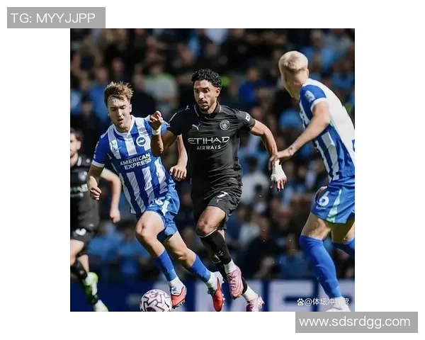 意甲精彩对决本菲卡以6比2大胜曼城神奇扑救引发全场狂欢与转会热议