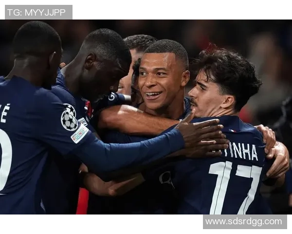 欧冠激战：巴黎圣日耳曼逆转多特蒙德乌龙球成关键时刻