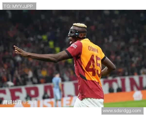 西甲激战曼联逆转那不勒斯红牌争议引发全场热议