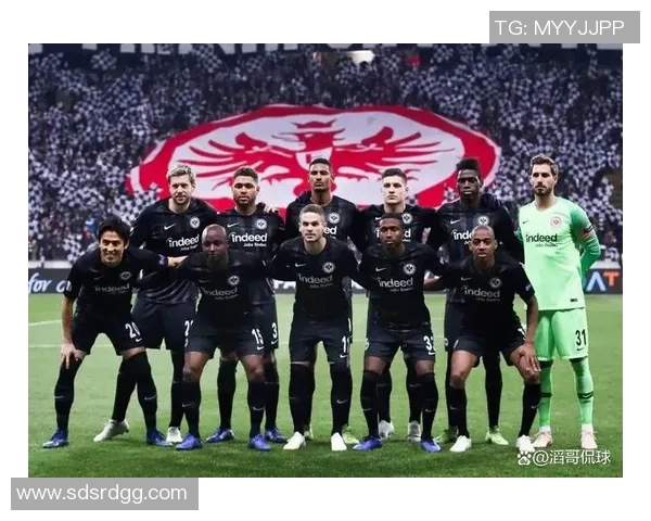 西甲焦点战：多特蒙德与拜仁战平帽子戏法引发全场热烈反响