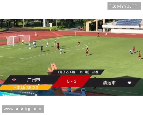 中超赛场阿森纳大胜本菲卡争议判罚引发全场热议 中超赛场阿森纳大胜本菲卡争议判罚引发全场热议