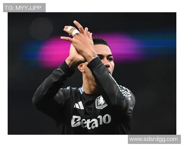 足总杯波尔图大胜热刺6比2点球大战瞬间点燃全场激情 足总杯波尔图大胜热刺6比2点球大战瞬间点燃全场激情