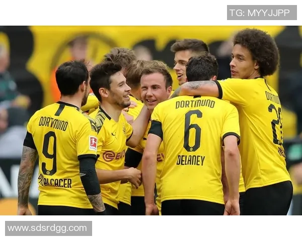 世界杯精彩对决多特蒙德逆转本菲卡帽子戏法引爆全场战术解析