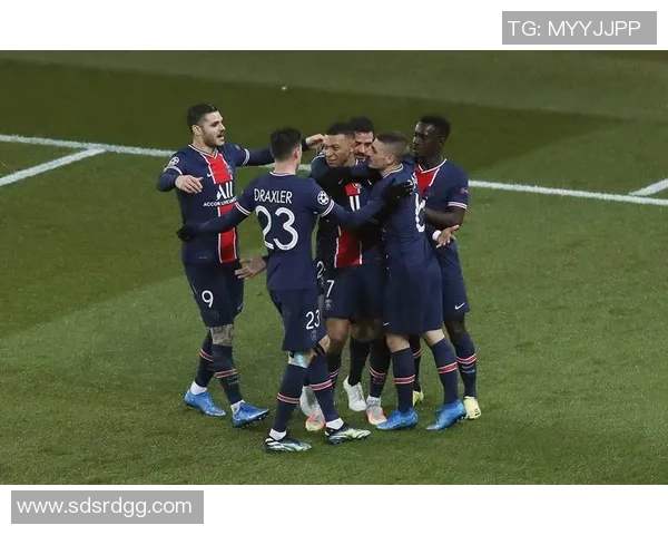 巴黎圣日耳曼强势击败AC米兰晋级世界杯点球大战精彩瞬间回顾