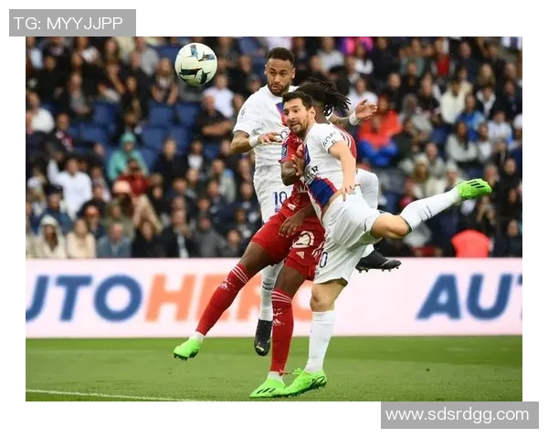 中超精彩对决巴黎圣日耳曼大胜马竞战术分析引发全场热议 中超精彩对决巴黎圣日耳曼大胜马竞战术分析引发全场热议