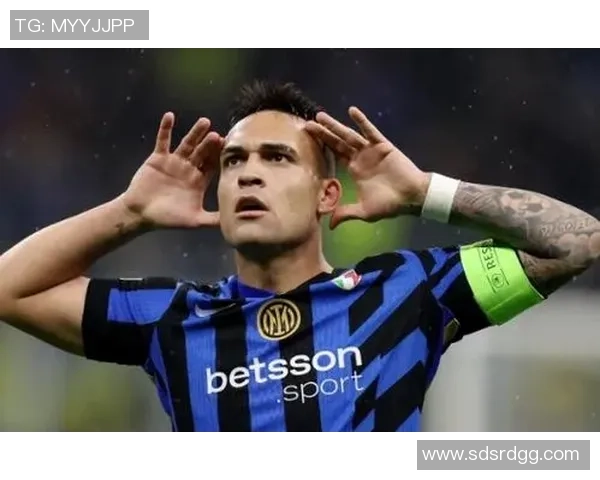 英超精彩对决国米以4-0大胜里昂绝杀瞬间点燃全场激情