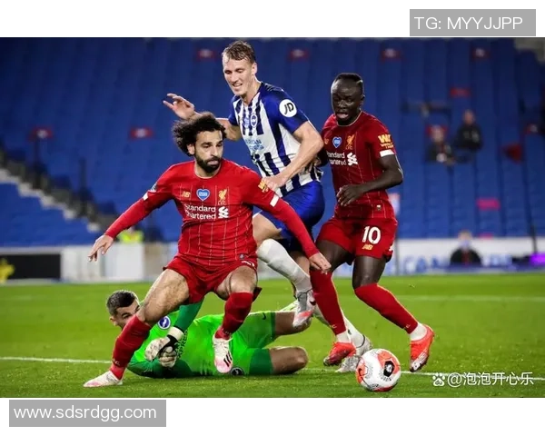 欧冠大战：拜仁狂胜切尔西四球神奇扑救点燃全场激情