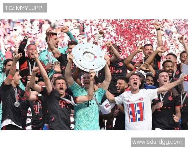 欧联杯精彩对决里昂与拜仁激战成和双方均无建树