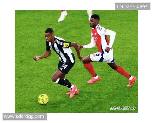 英超激战阿森纳逆转巴黎圣日耳曼绝杀瞬间引发全场狂欢与转会热议