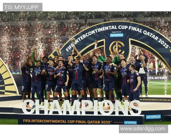 足总杯惊天冷门巴黎圣日耳曼逆袭拜仁上演帽子戏法引爆全场