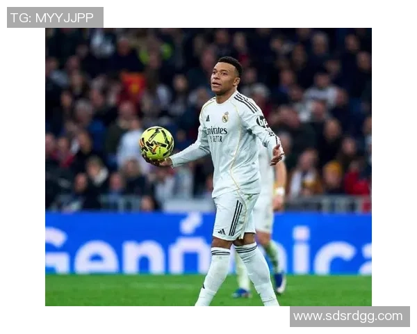 足总杯惊心动魄皇马逆转曼联补时绝杀引发全场狂欢