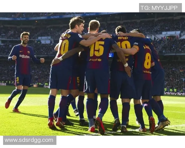 友谊赛精彩对决里昂与巴萨战平引发全场热烈反响