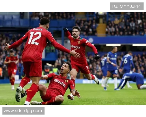 德甲激情对决曼联狂胜皇马五球大捷引发全场沸腾