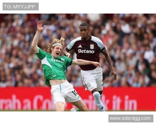 西甲激战巴黎圣日耳曼大胜利物浦红牌事件引发全场热议 西甲激战巴黎圣日耳曼大胜利物浦红牌事件引发全场热议