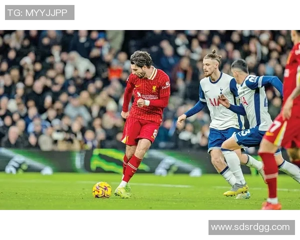 西甲热刺惊险逆转拜仁4-3全场精彩瞬间回顾 西甲热刺惊险逆转拜仁4-3全场精彩瞬间回顾