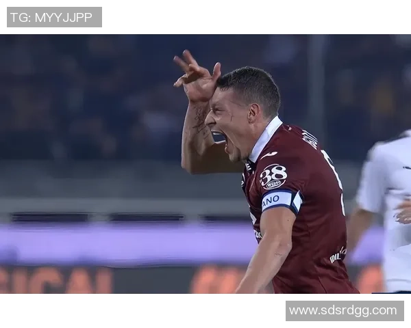 意甲经典对决AC米兰惊险逆转巴萨上演历史冷门之战