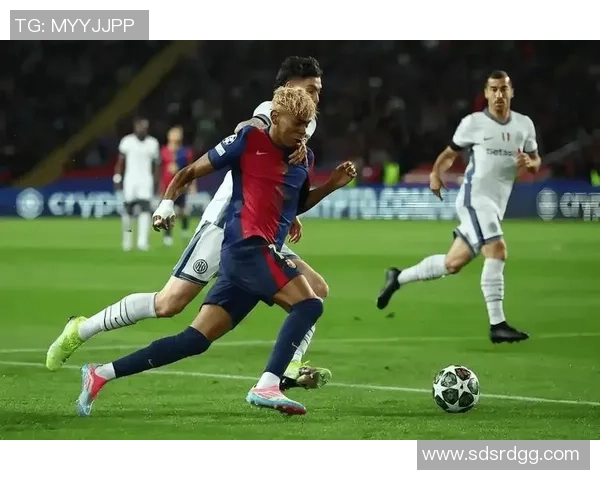 欧联杯惊天逆转马竞在主场3-2战胜曼城全场沸腾